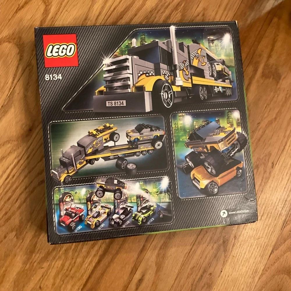 LEGO Racers #8134 265 pcs - NIB